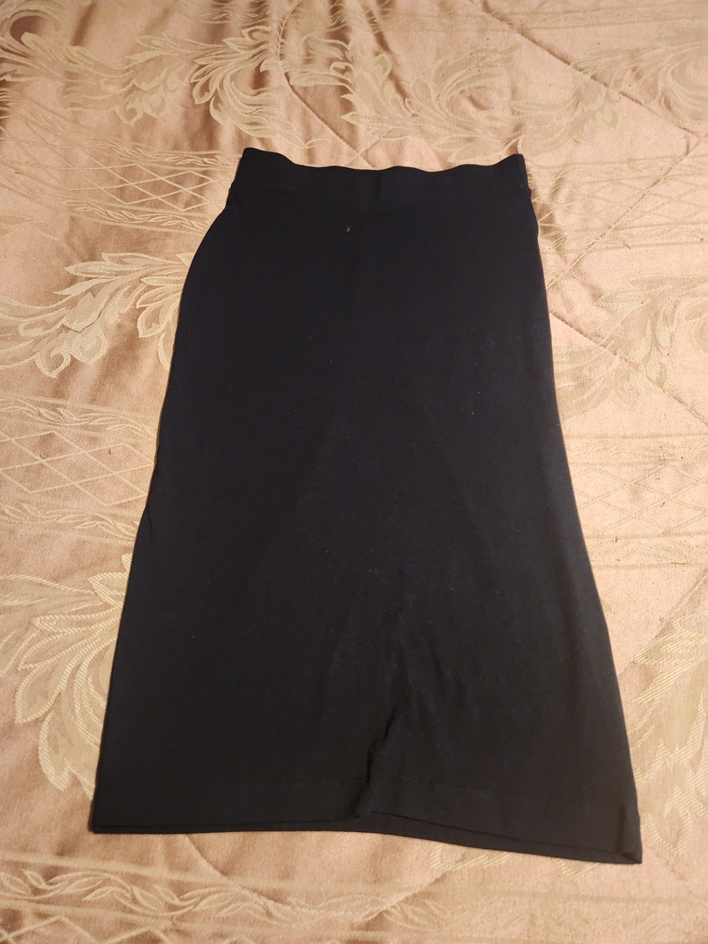 Classic Black Knit Pencil Skirt